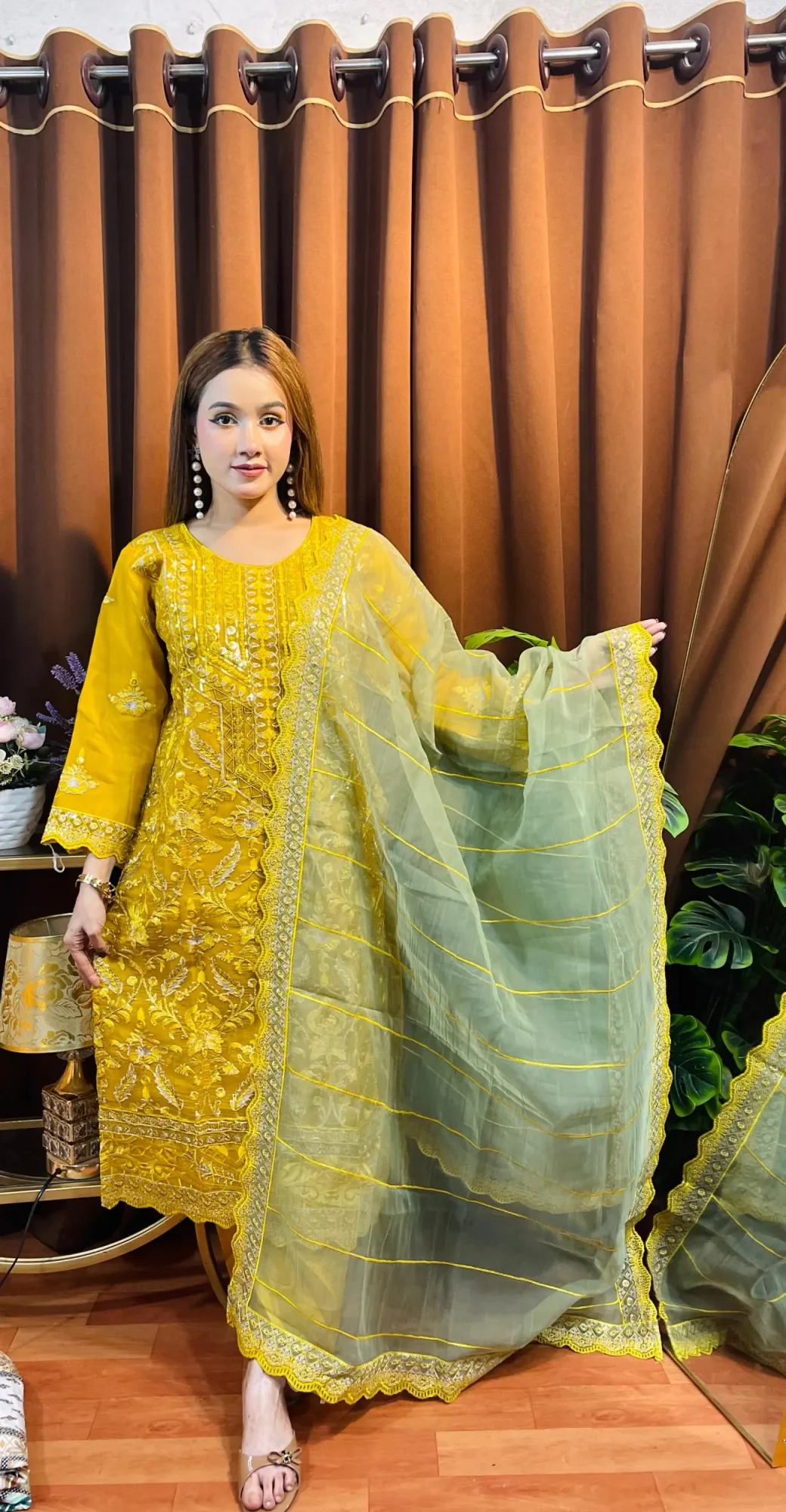 থ্রি-পিস