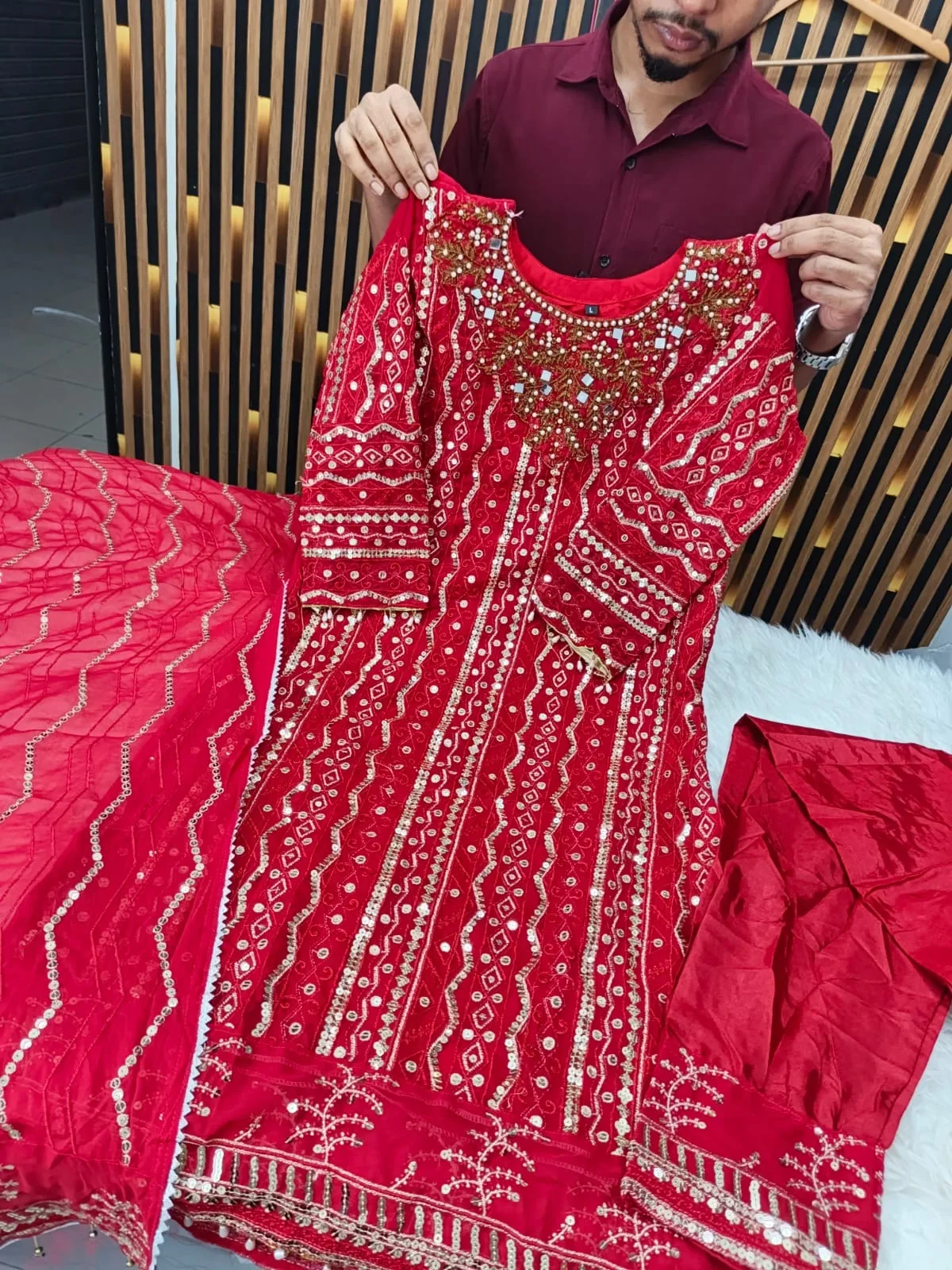 হেভি এমব্রয়ডারি থ্রি-পিস— সফট জর্জেট বর্ডার ওয়ার্ক সেট