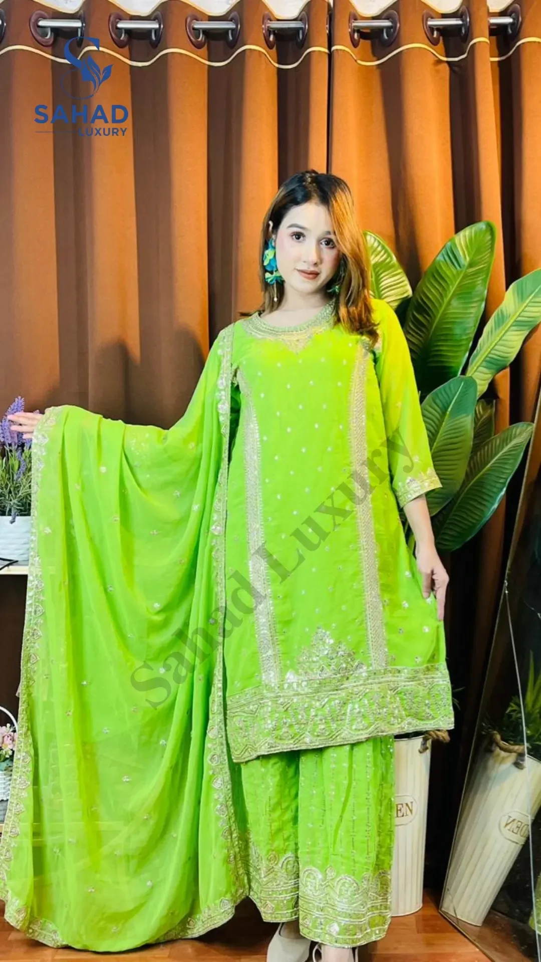Tiya color