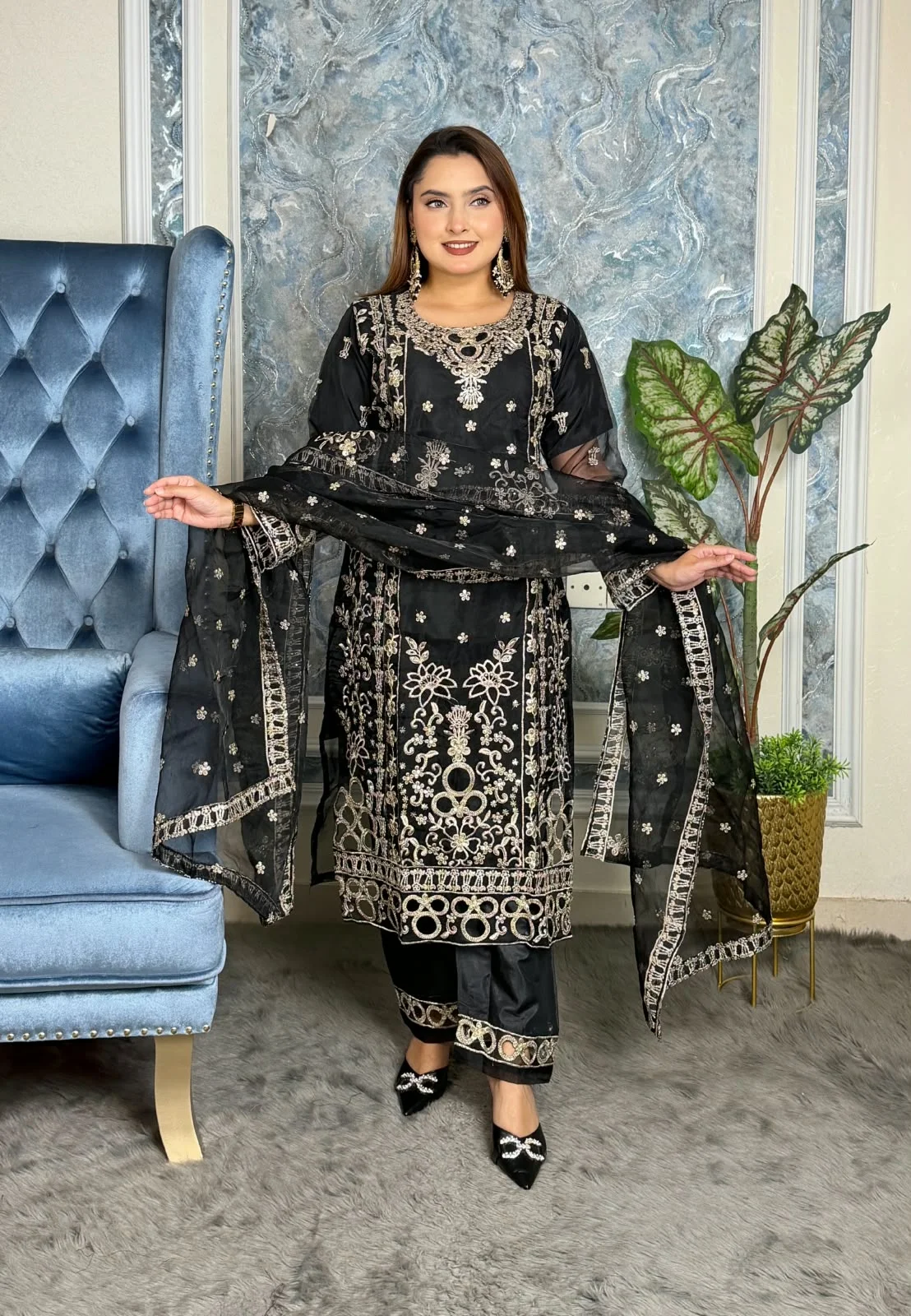 ভাইরাল রিং ডিজাইনের পাকিস্তানি ইনস্পায়ার্ড পার্টি কালেকশন 5