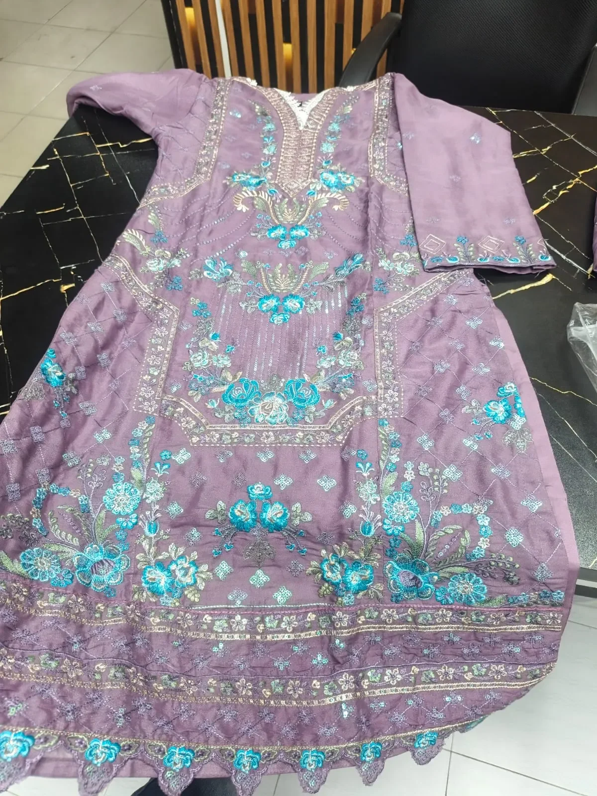 থ্রি-পিস 3