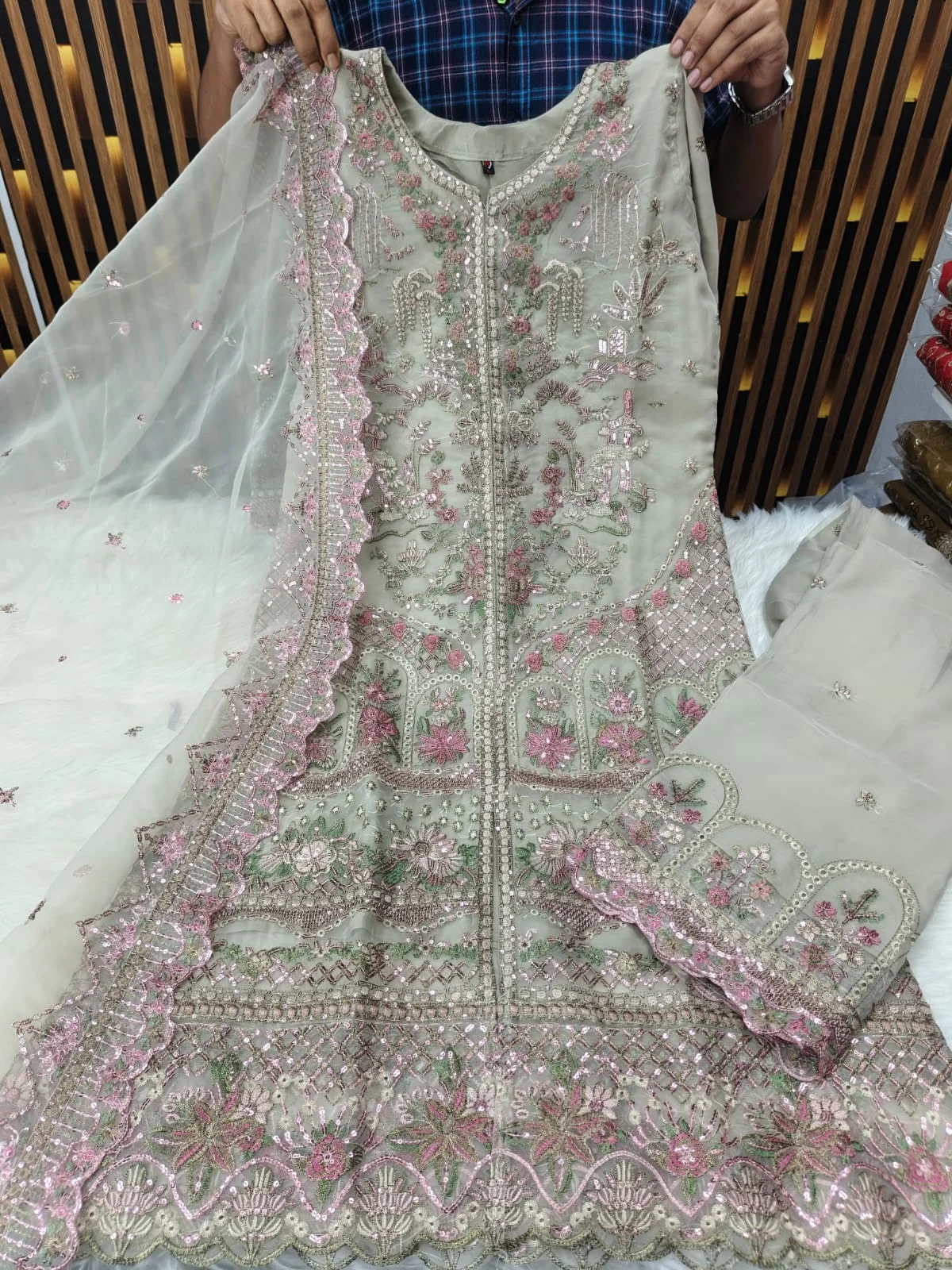 প্রিমিয়াম শেরওয়ানি থ্রি পিস 3