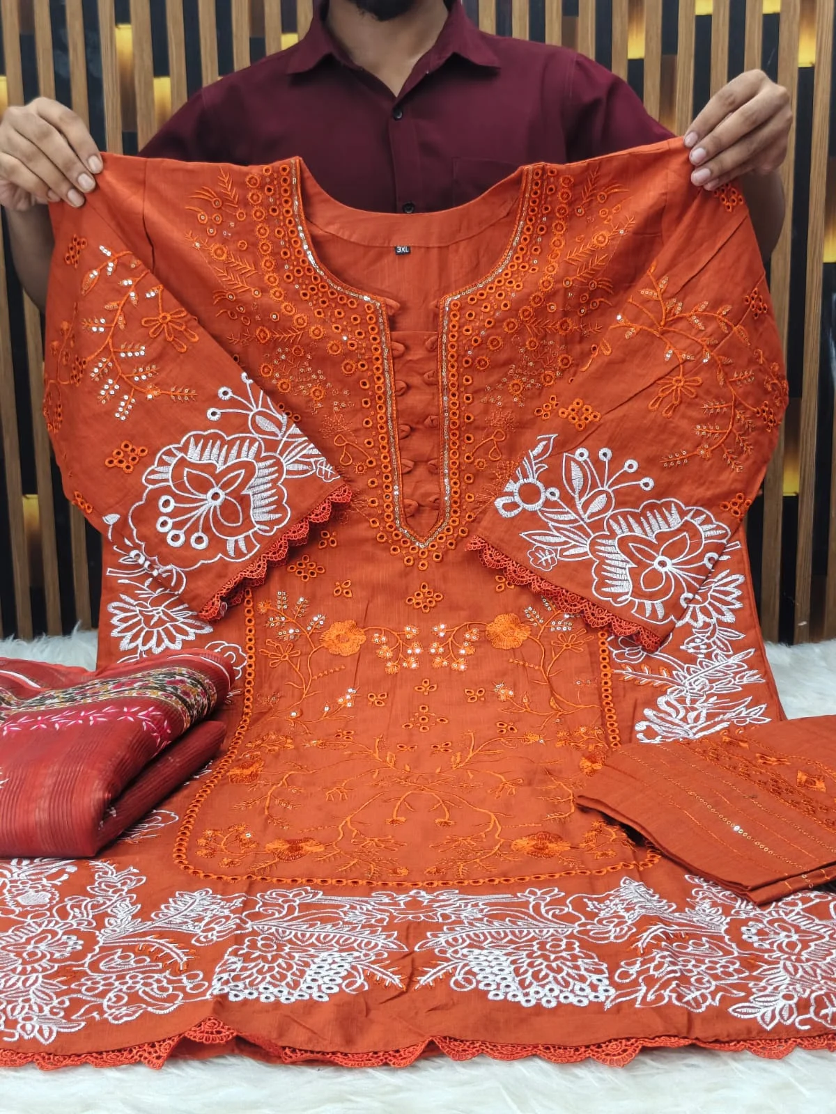 থ্রি-পিস